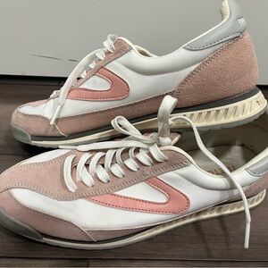 Tretorn Pink And Cream Women’s Sneakers Size 9 Leather